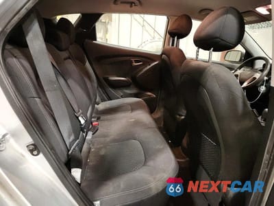 Zdjęcie 10 z 11 samochodu: 2011 HYUNDAI TUCSON GL VIN:KM8JT3AB9BU120769 - miniatura