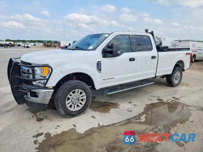 2017 FORD F350 SUPER DUTY 1FT8W3BT7HEE65822 - główne zdjęcie licytacji z USA - miniatura
