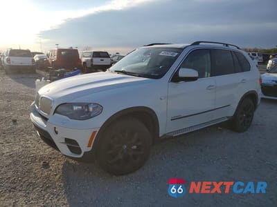 2013 BMW X5 XDRIVE35I 5UXZV4C52D0B13043 - główne zdjęcie licytacji z USA - miniatura