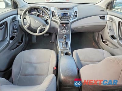 Zdjęcie 8 z 12 samochodu: 2015 HYUNDAI ELANTRA SE VIN:5NPDH4AE5FH573404 - miniatura