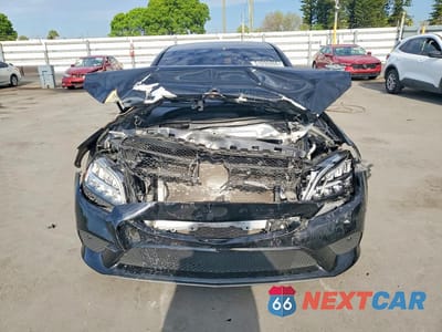 Piąte zdjęcie samochodu w środku: 2021 MERCEDES-BENZ C 300 VIN:W1KWF8DBXMR612197 - miniatura
