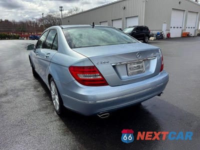 Drugie zdjęcie samochodu z przodu: 2014 MERCEDES-BENZ C 300 4MATIC VIN:WDDGF8AB5ER317146 - miniatura