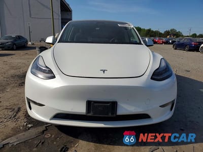 Piąte zdjęcie samochodu w środku: 2022 TESLA MODEL Y VIN:7SAYGDEE6NF307100 - miniatura