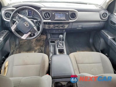 Zdjęcie 8 z 12 samochodu: 2017 TOYOTA TACOMA SR5 V6 VIN:3TMCZ5AN6HM120873 - miniatura