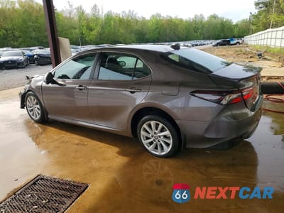 Drugie zdjęcie samochodu z przodu: 2023 TOYOTA CAMRY LE VIN:4T1C11AK1PU801518 - miniatura