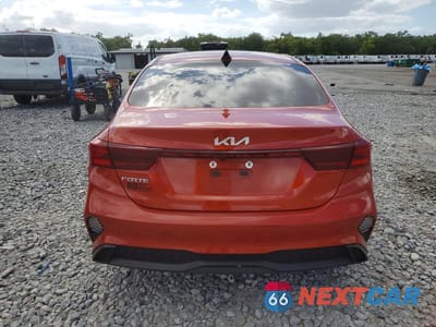 Zdjęcie 6 z 13 samochodu: 2022 KIA FORTE LXS VIN:3KPF24AD0NE420496 - miniatura