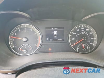 Zdjęcie 9 z 12 samochodu: 2020 KIA OPTIMA S VIN:5XXGT4L32LG398964 - miniatura