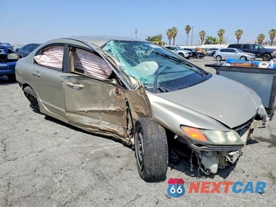 Czwarte zdjęcie samochodu z boku: 2008 HONDA CIVIC LX VIN:1HGFA16588L082426 - miniatura