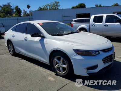 Czwarte zdjęcie samochodu z boku: 2016 CHEV MALIBU VIN:1G1ZC5ST2HF102095 - miniatura