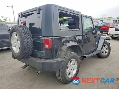 Trzecie zdjęcie samochodu z tyłu: 2007 JEEP WRANGLER SAHARA VIN:1J4FA54137L132308 - miniatura
