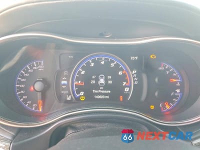 Zdjęcie 9 z 12 samochodu: 2018 JEEP GRAND CHEROKEE TRACKHAWK VIN:1C4RJFN90JC390788 - miniatura