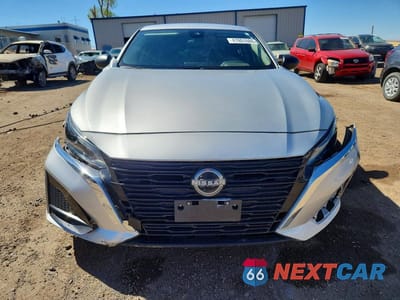 Piąte zdjęcie samochodu w środku: 2024 NISSAN ALTIMA 2.5 SV VIN:1N4BL4DV0RN304643 - miniatura