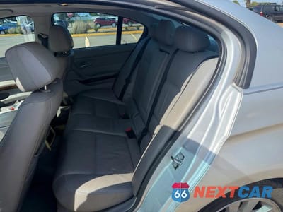 Zdjęcie 6 z 10 samochodu: 2006 BMW 325 XI VIN:WBAVD13516KV11749 - miniatura