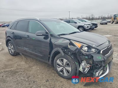 Czwarte zdjęcie samochodu z boku: 2017 KIA NIRO EX VIN:KNDCC3LC6H5071133 - miniatura