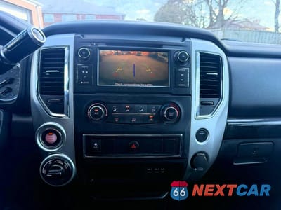 Zdjęcie 13 z 14 samochodu: 2019 NISS TITAN S VIN:1N6AA1EJ0KN500025 - miniatura