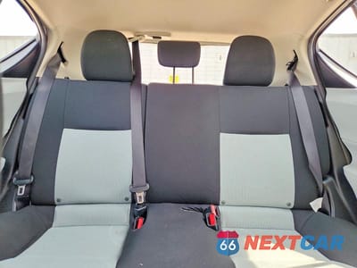 Zdjęcie 10 z 14 samochodu: 2014 TOYOTA PRIUS C TWO VIN:JTDKDTB39E1562549 - miniatura