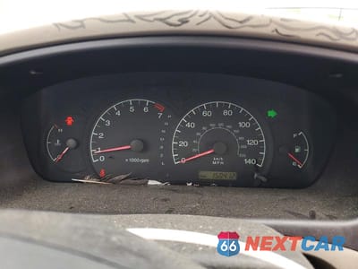 Zdjęcie 9 z 12 samochodu: 2001 HYUNDAI ELANTRA GLS VIN:KMHDN45D51U235215 - miniatura