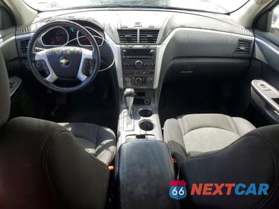 Zdjęcie 8 z 13 samochodu: 2011 CHEVROLET TRAVERSE LT VIN:1GNKVGED2BJ136844 - miniatura