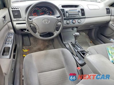 Zdjęcie 8 z 11 samochodu: 2006 TOYOTA CAMRY LE VIN:4T1BE30K06U123968 - miniatura