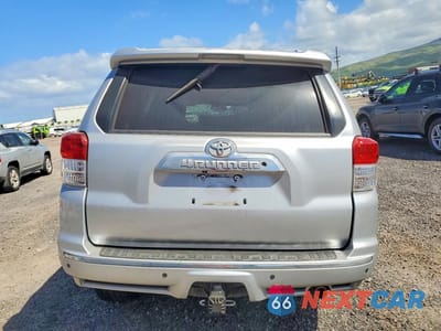 Zdjęcie 6 z 13 samochodu: 2011 TOYOTA 4RUNNER SR5 VIN:JTEZU5JR5B5018078 - miniatura