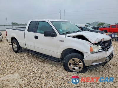 Czwarte zdjęcie samochodu z boku: 2004 FORD F150 VIN:1FTRX12W84NA98052 - miniatura