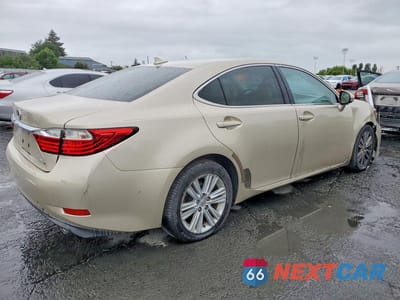 Trzecie zdjęcie samochodu z tyłu: 2013 LEXUS ES 350 VIN:JTHBK1GGXD2009261 - miniatura