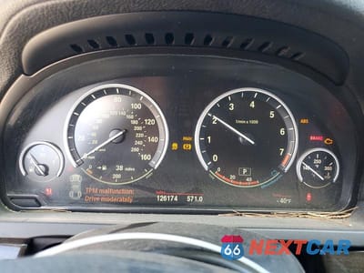 Zdjęcie 9 z 13 samochodu: 2012 BMW 750 XI VIN:WBAKC6C56CC396803 - miniatura