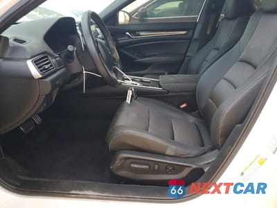 Zdjęcie 7 z 12 samochodu: 2022 HONDA ACCORD SPORT VIN:1HGCV1F37NA007911 - miniatura
