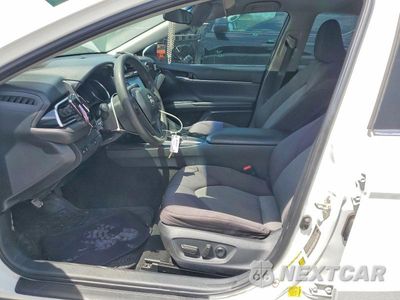 Zdjęcie 7 z 12 samochodu: 2018 TOYOTA CAMRY LE VIN:4T1B11HK6JU557857 - miniatura