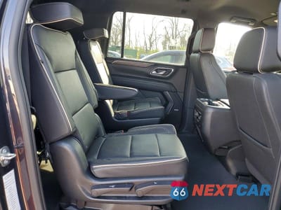 Zdjęcie 11 z 14 samochodu: 2023 CHEVROLET SUBURBAN C1500 PREMIER VIN:1GNSCFKD8PR394881 - miniatura