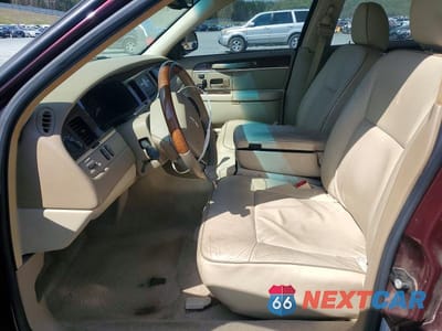 Zdjęcie 7 z 12 samochodu: 2006 LINCOLN TOWN CAR DESIGNER VIN:1LNHM83V26Y647423 - miniatura