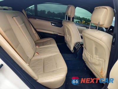 Zdjęcie 10 z 12 samochodu: 2013 MERCEDES-BENZ S 550 VIN:WDDNG7DB7DA516044 - miniatura