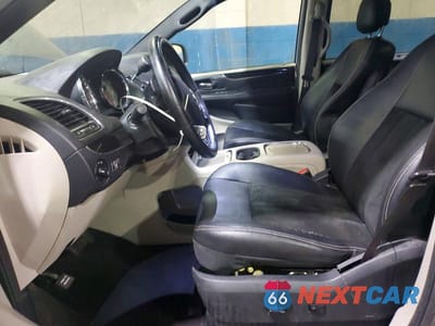 Zdjęcie 7 z 13 samochodu: 2016 DODGE GRAND CARAVAN SXT VIN:2C4RDGCG4GR364063 - miniatura
