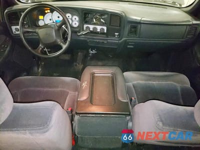 Zdjęcie 8 z 12 samochodu: 2002 CHEVROLET SILVERADO K1500 VIN:2GCEK19T721197713 - miniatura