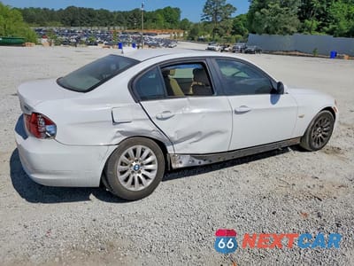 Trzecie zdjęcie samochodu z tyłu: 2009 BMW 328 I VIN:WBAPH77589NM27246 - miniatura