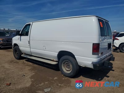 Drugie zdjęcie samochodu z przodu: 2013 FORD ECONOLINE - BOX TRUCK VIN:1FTNE2EW6DDA46608 - miniatura