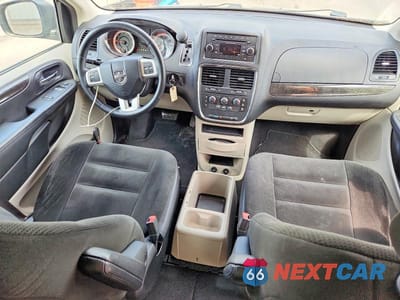 Zdjęcie 8 z 14 samochodu: 2016 DODGE GRAND CARAVAN SE VIN:2C4RDGBG3GR108787 - miniatura
