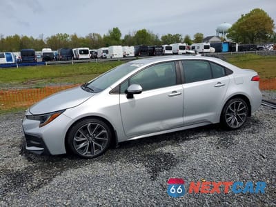 2020 TOYOTA COROLLA SE 5YFM4RCE3LP026331 - główne zdjęcie licytacji z USA - miniatura