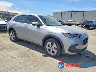 Czwarte zdjęcie samochodu z boku: 2024 HONDA HR-V LX VIN:3CZRZ2H30RM787060 - miniatura