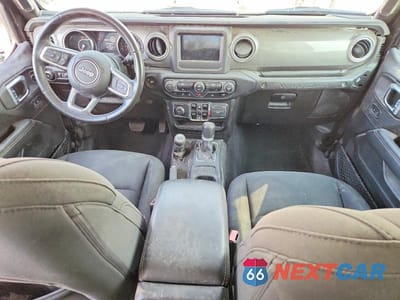 Zdjęcie 8 z 12 samochodu: 2021 JEEP WRANGLER UNLIMITED SAHARA VIN:1C4HJXEN3MW625945 - miniatura