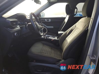 Zdjęcie 7 z 13 samochodu: 2021 FORD EXPLORER XLT VIN:1FMSK7DH0MGA51485 - miniatura
