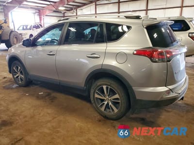 Drugie zdjęcie samochodu z przodu: 2018 TOYOTA RAV4 XLE VIN:2T3RFREV8JW761886 - miniatura