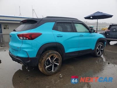 Trzecie zdjęcie samochodu z tyłu: 2022 CHEVROLET TRAILBLAZER RS VIN:KL79MUSL9NB055825 - miniatura