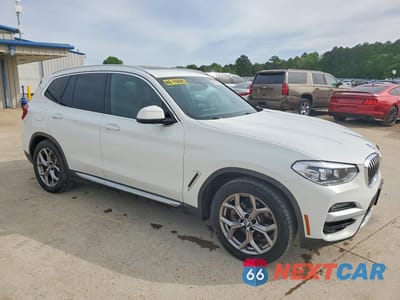 Czwarte zdjęcie samochodu z boku: 2021 BMW X3 SDRIVE30I VIN:5UXTY3C05M9F65155 - miniatura