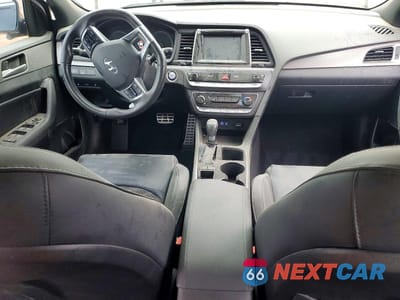 Zdjęcie 8 z 12 samochodu: 2018 HYUNDAI SONATA SPORT VIN:5NPE34AF3JH656348 - miniatura