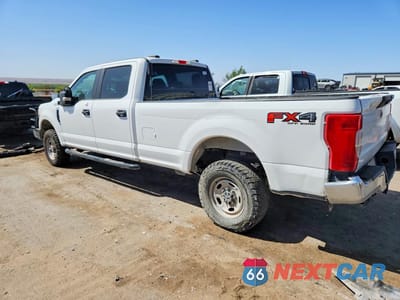 Drugie zdjęcie samochodu z przodu: 2022 FORD F250 SUPER DUTY VIN:1FT7W2B69NEC44640 - miniatura