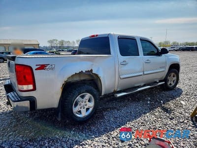 Trzecie zdjęcie samochodu z tyłu: 2011 GMC SIERRA K1500 SLE VIN:3GTP2VE39BG361525 - miniatura