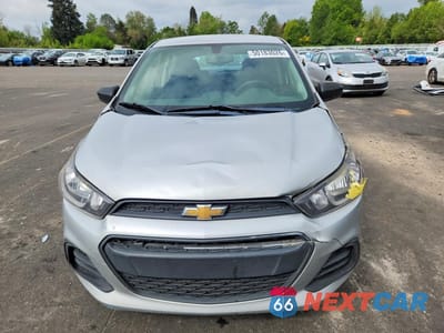 Piąte zdjęcie samochodu w środku: 2017 CHEVROLET SPARK LS VIN:KL8CB6SA0HC840637 - miniatura