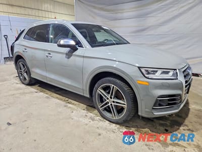 Czwarte zdjęcie samochodu z boku: 2019 AUDI SQ5 PRESTIGE VIN:WA1C4AFY8K2131814 - miniatura