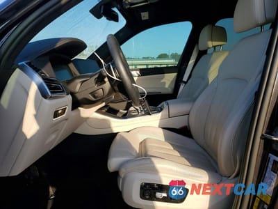 Zdjęcie 7 z 14 samochodu: 2022 BMW X5 XDRIVE45E VIN:5UXTA6C07N9N02207 - miniatura
